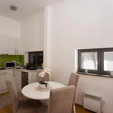 Green Apartments Bjelasnica Apartamento