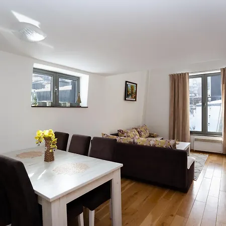 Green Apartments Bjelasnica Apartamento