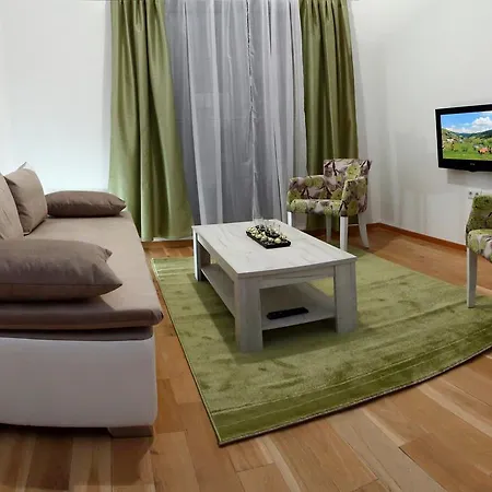 公寓 Green Apartments Bjelasnica *